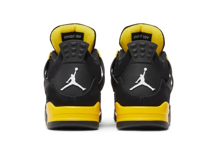 nikeretro4 thunder3.webp