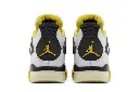 nikeretro4 sulfur3.webp